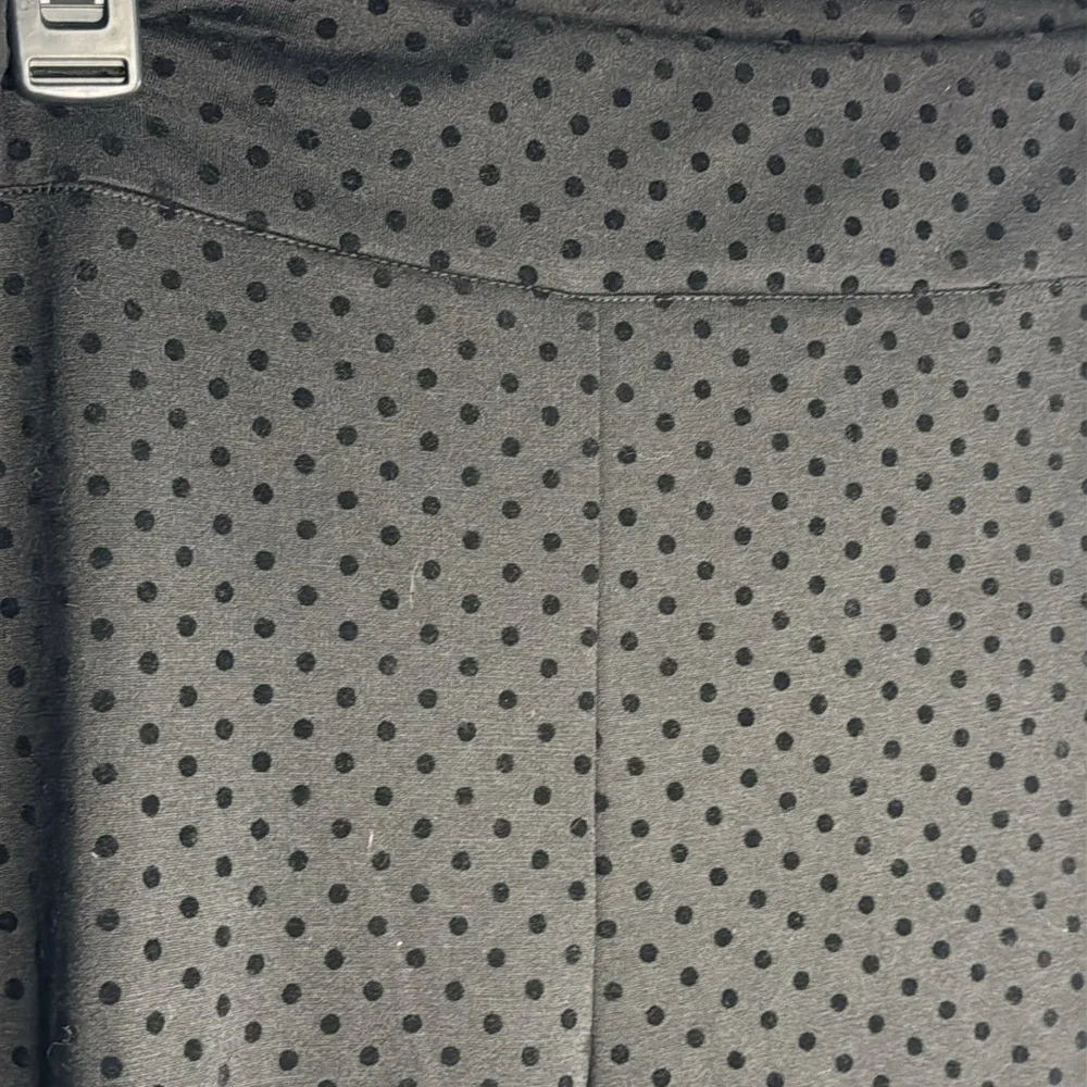 One Pants, Black Polka Dot Pull On in Size 1X NWT‎